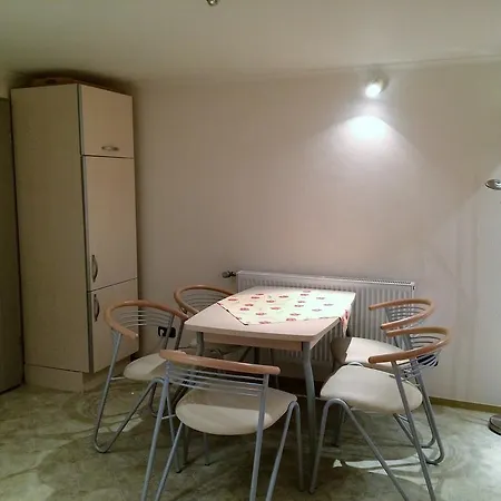 Ferienwohnung-lind Apartment *